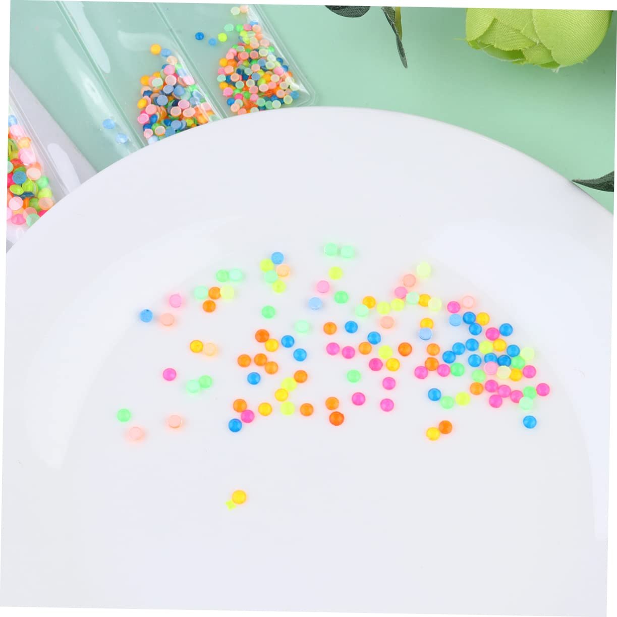 Стразы для ногтей Веер 850 шт. Набор Маникюрные смешанные светящиеся в темноте украшения для нейл-арта, фото №3