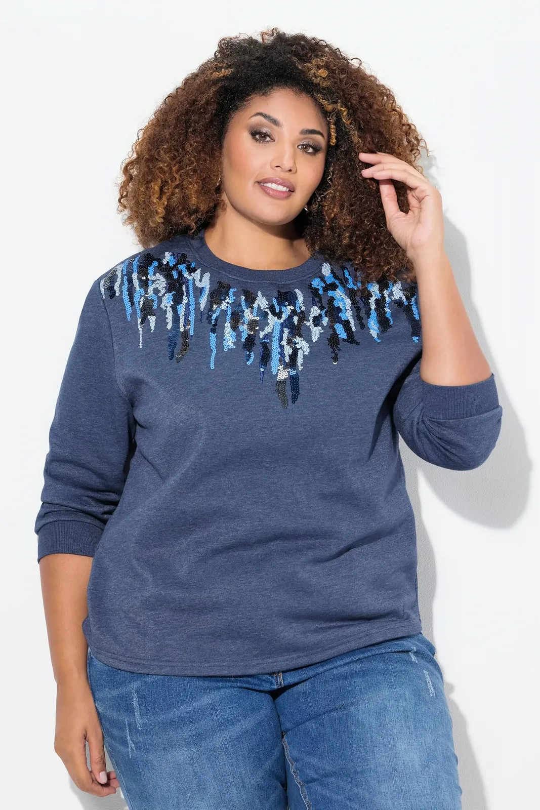 Жіночий светр Ulla Popken великого розміру з круглим вирізом, довгими рукавами та блискітками 832564, фото №4 Жіночий светр Ulla Popken великого розміру з круглим вирізом, довгими рукавами та блискітками 832564, фото №4