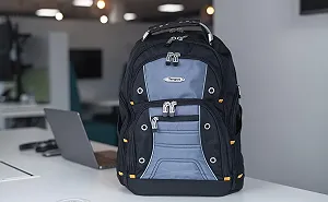 Рюкзак для ноутбука Targus DrifterTrek с портом USB Power Pass-Thru цена на synthetic.ua - Фото 1 Рюкзак для ноутбука Targus DrifterTrek с портом USB Power Pass-Thru synthetic.ua - Фото 1