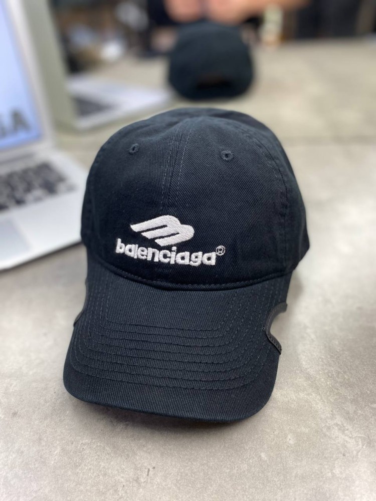 Кепка черная Balenciaga Logo B gu580, фото №2