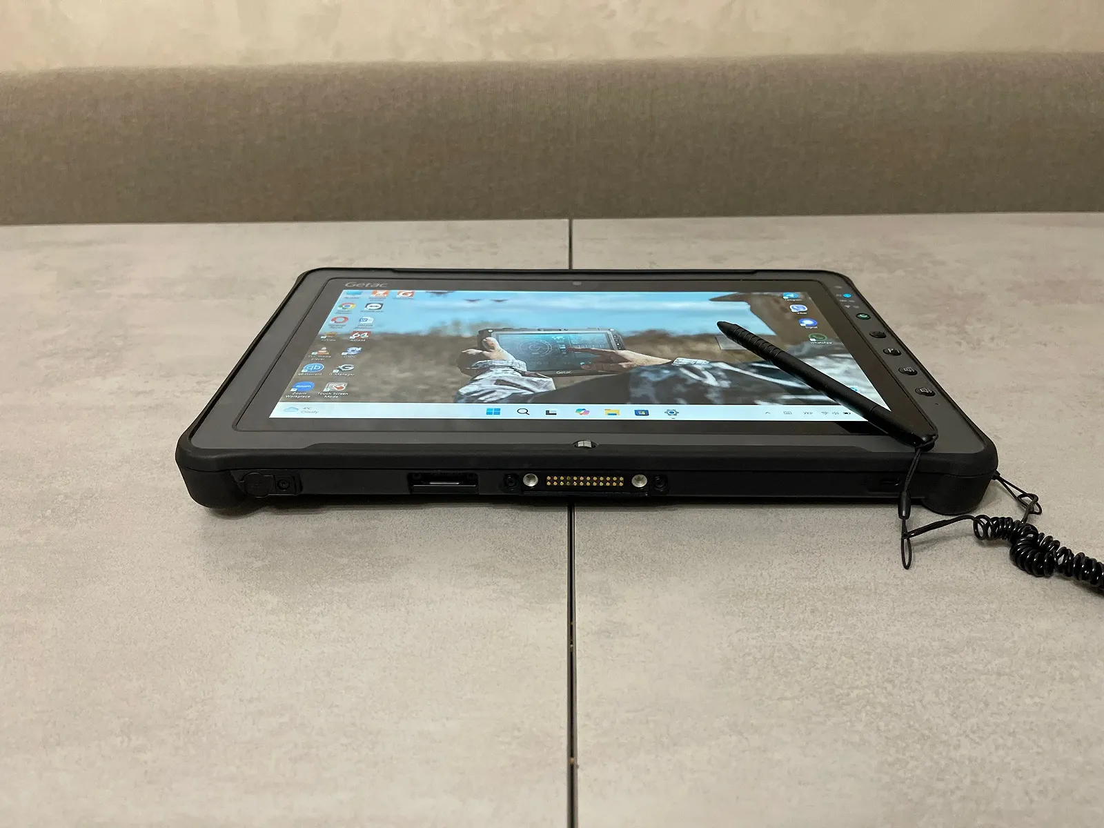 Защищенный планшет Getac F110 G4, 11.6" FHD, i5-7200U, 8GB, 256GB SSD, фото №2