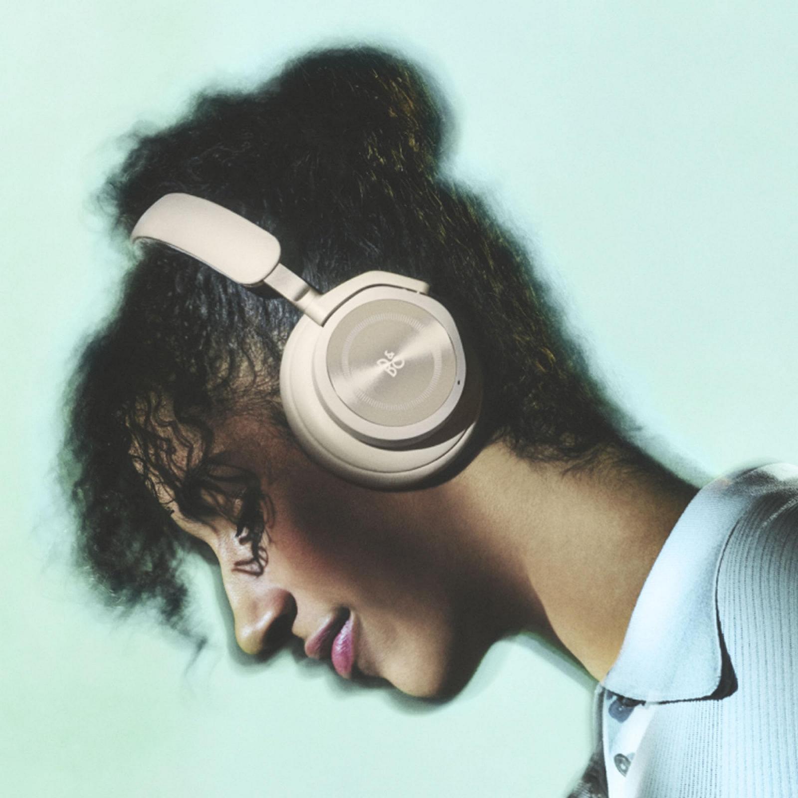 Навушники Bang & Olufsen Beoplay HX Безпровідні Bluetooth Повнорозмірні Преміум з Активним Шумозаглушенням, 6 Мікрофонів, Час Роботи до 40 Годин, Навушники та Сумка для Навушників, Золотий Відтінок, фото №5