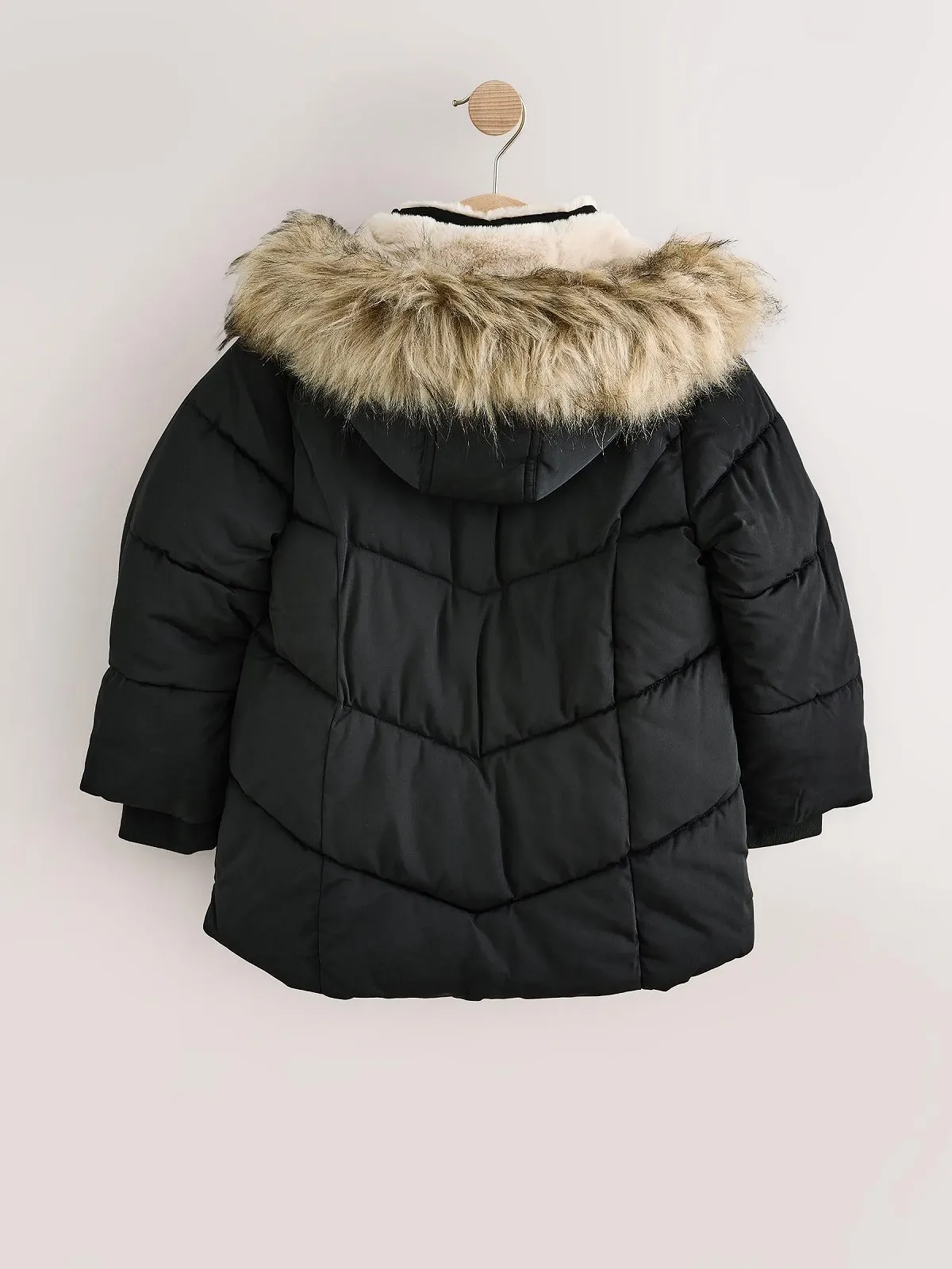Куртка стьобана Next для дівчинки, водовідштовхувальна, з обробкою зі штучного хутра, фото №2 Куртка стьобана Next для дівчинки, водовідштовхувальна, з обробкою зі штучного хутра, фото №2