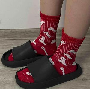 Мужские молодежные носки высокие демисезонные красные 39 - 44 размер synthetic.ua - Фото 1