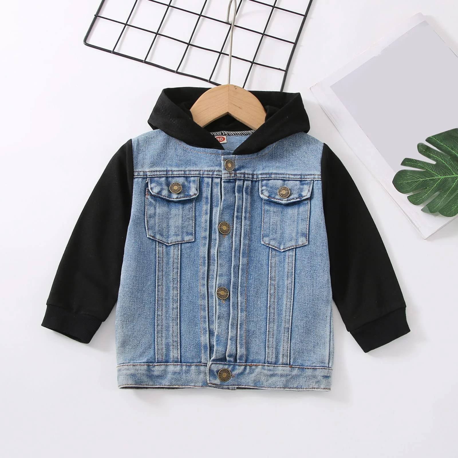 Куртка Джинсовая в стиле пэчворк с капюшоном для малышей мальчиков Generisch, фото №7 Куртка Джинсовая в стиле пэчворк с капюшоном для малышей мальчиков Generisch, фото №7