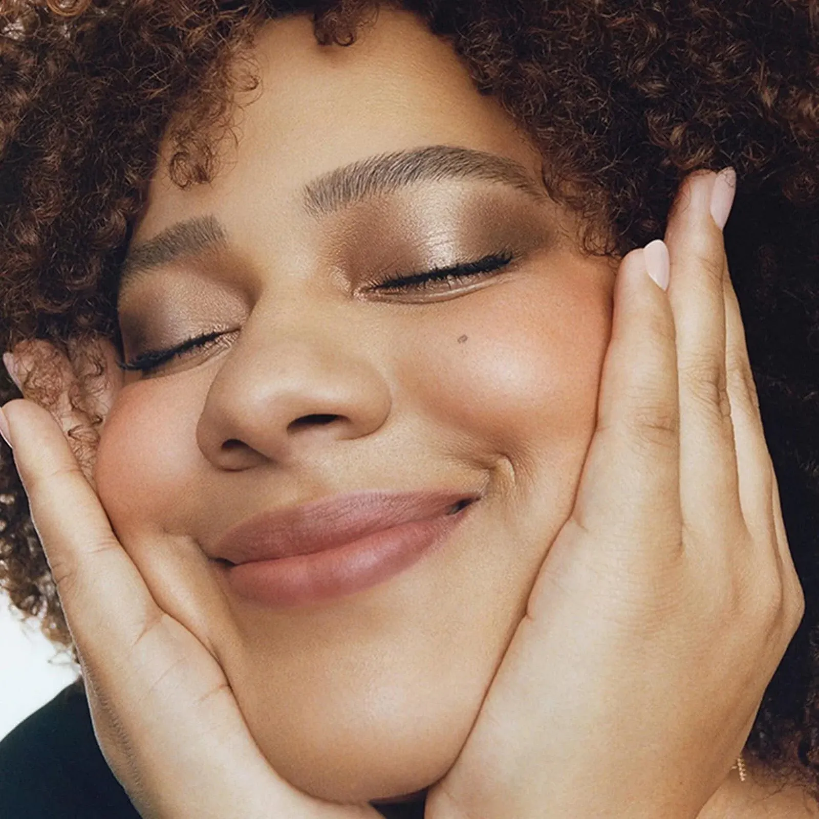 Карандаш для глаз для век Перламутровый, стойкий, не размазывающийся, фото №7