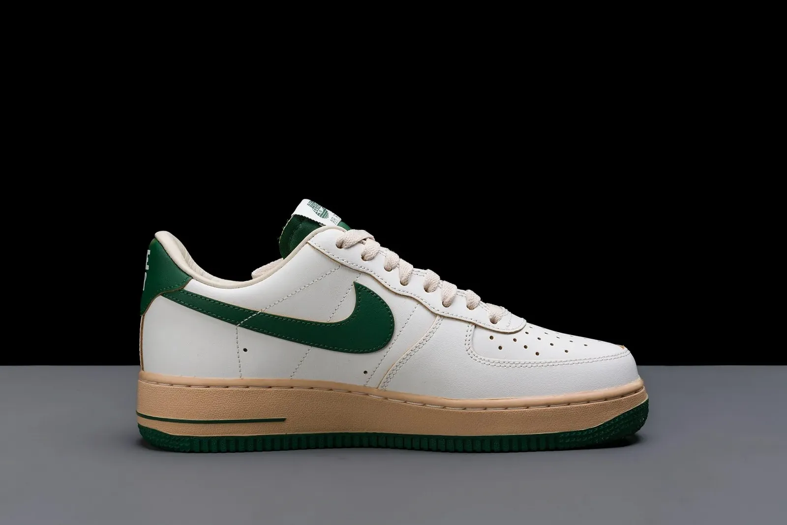 Кроссовки Nike Air Force 1 Sage Low Женские, фото №3