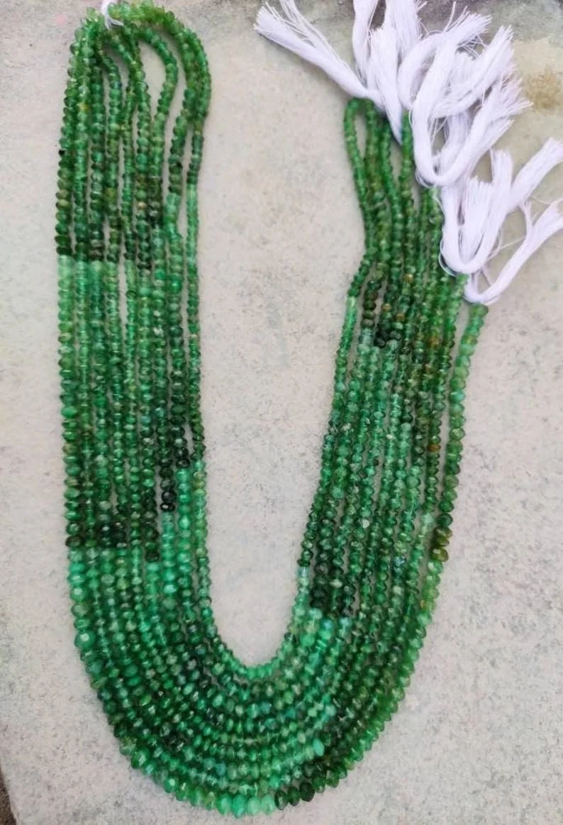 Натуральный изумруд, граненые бусины-рондели, 3.5-4 мм, нить длиной 40 см ожерелья, браслета, зеленый цвет, фото №3