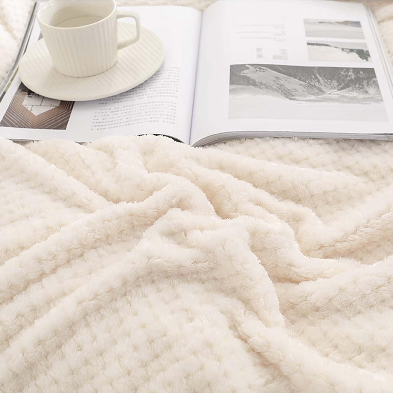 Покривало для дивану Фланелева Бежевий, 150 x 200 см, фото №3 Покривало для дивану Фланелева Бежевий, 150 x 200 см, фото №3