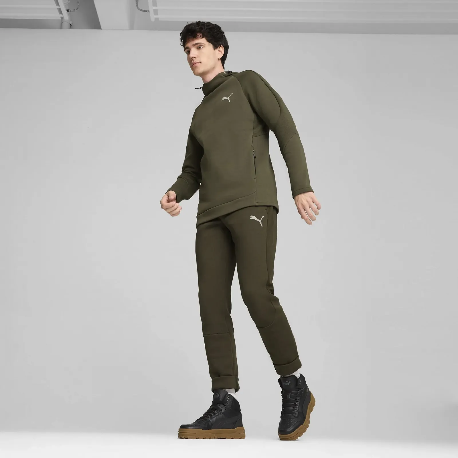 Кросівки PUMA Rebound Abrupt Unisex, фото №2