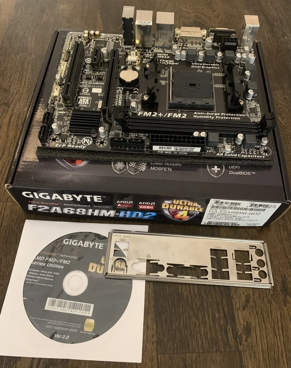 Материнська плата Gigabyte GA-F2A68HM-HD2, фото №1