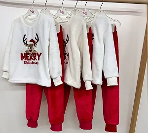 Тепла новорічна піжама для дітей від 98 до 158 см - Фото 1