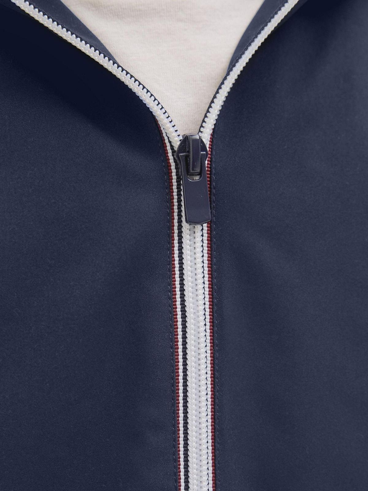 Легкая куртка с капюшоном JACK & JONES Jjadam для мальчиков Jnr, фото №6 Легкая куртка с капюшоном JACK & JONES Jjadam для мальчиков Jnr, фото №6