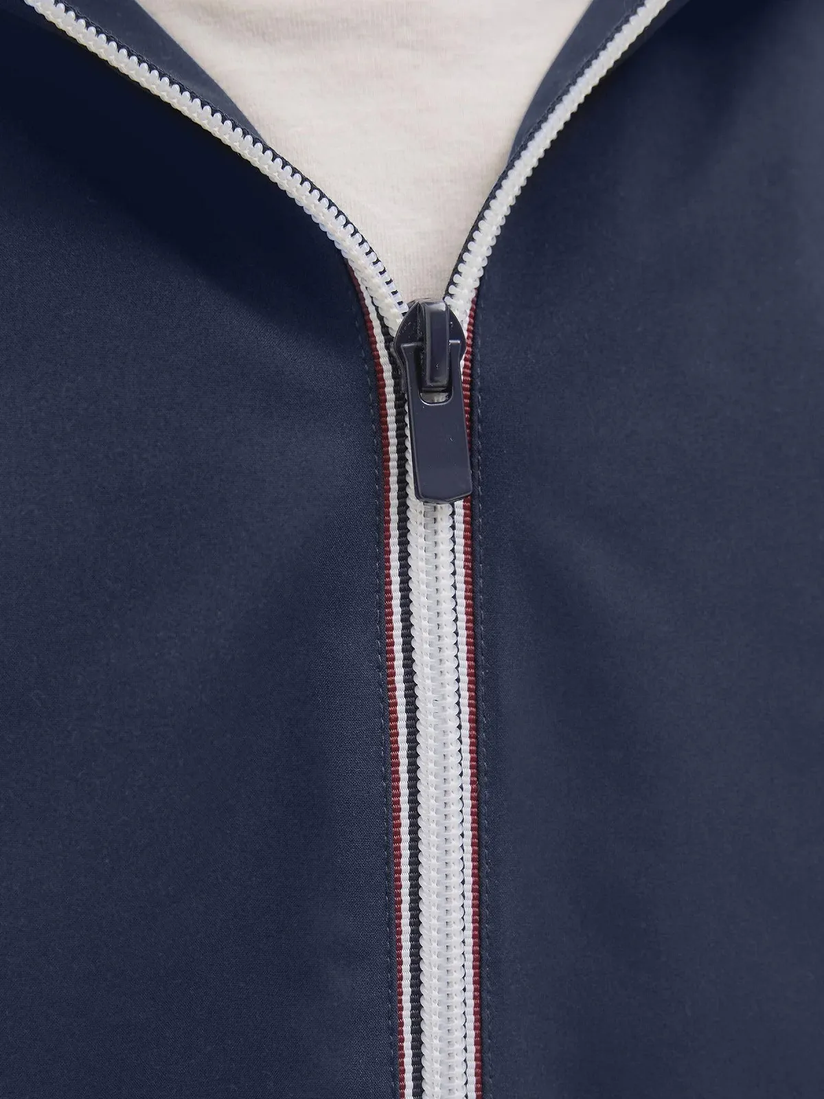 Легкая куртка с капюшоном JACK & JONES Jjadam для мальчиков Jnr, фото №6 Легкая куртка с капюшоном JACK & JONES Jjadam для мальчиков Jnr, фото №6