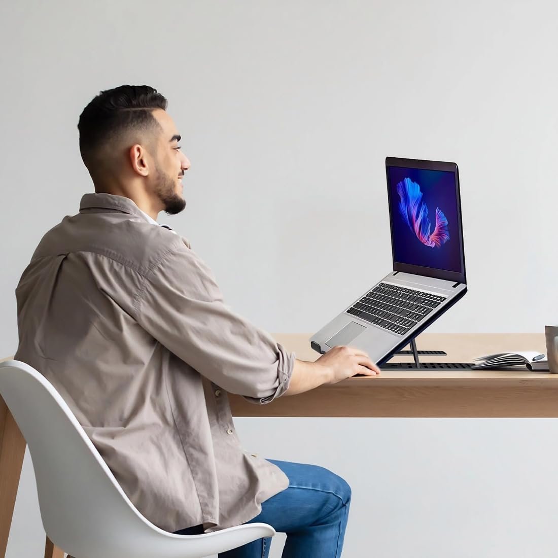 Подставка для ноутбука с 10 регулируемыми уровнями, противоскользящая, пластик, силикон, фото №5 Подставка для ноутбука с 10 регулируемыми уровнями, противоскользящая, пластик, силикон, фото №5