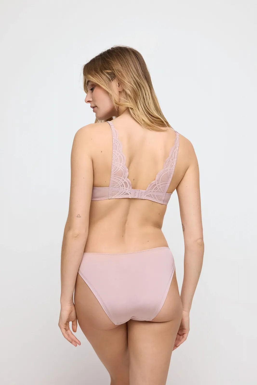 Бюстгальтер Marie Jo CATHIA Spacer Full Cup Bra, фото №5 Бюстгальтер Marie Jo CATHIA Spacer Full Cup Bra, фото №5