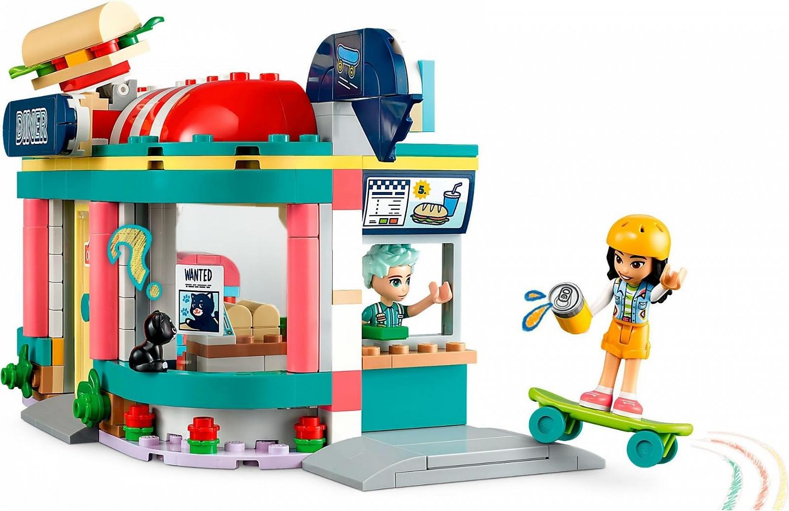 Конструктор LEGO Friends 41728 Restaurant с мини-куклами Лианн, Алией и Чарли 2023, фото №3 Конструктор LEGO Friends 41728 Restaurant с мини-куклами Лианн, Алией и Чарли 2023, фото №3