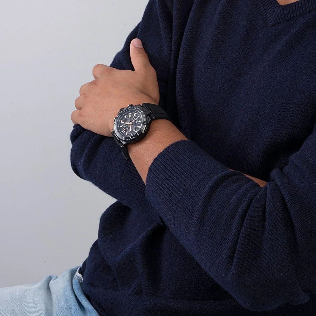 Аналоговий Годинник Guess Collection Y81008G2MF, чорний, Ремінець, фото №7 Аналоговий Годинник Guess Collection Y81008G2MF, чорний, Ремінець, фото №7