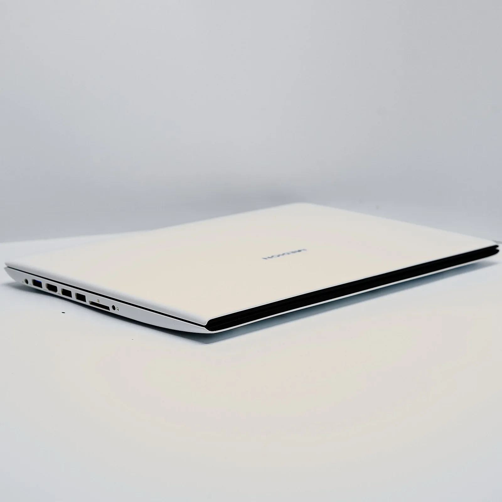 Ноутбук 15.6" Medion (Lenovo Group) Akoya S6219 Intel RAM 4 ГБ eMMC 128 ГБ Intel Graphics Win10 (4860), фото №5