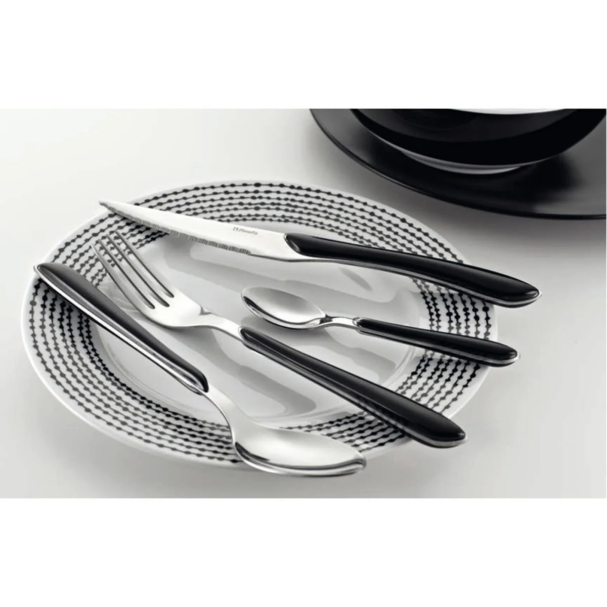 Столові прибори Amefa ECLAT на 8 персон, нержавіюча сталь з високоякісними пластиковими ручками чорного кольору, 32 предмети, фото №4 Столові прибори Amefa ECLAT на 8 персон, нержавіюча сталь з високоякісними пластиковими ручками чорного кольору, 32 предмети, фото №4