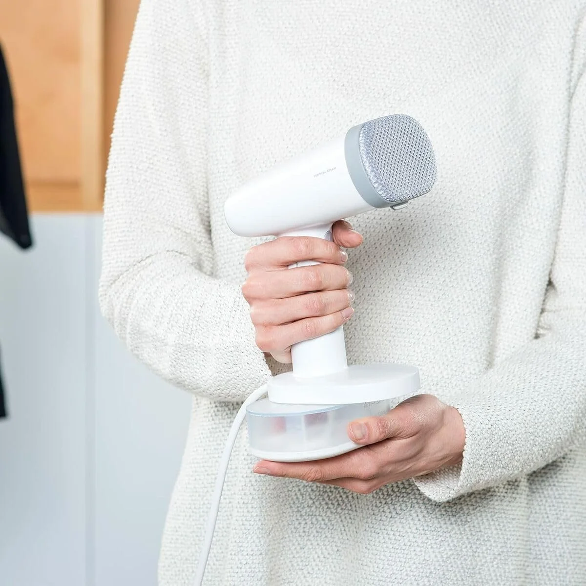 Вертикальний відпарювач BLACK+DECKER BXGS1600E 1600 Вт 25 г/хв Ceramic Sole, фото №5