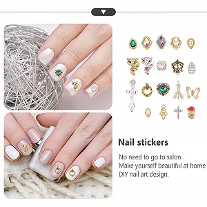 Стразы для ногтей FRCOLOR 50 шт., украшения разных форм, набор блестящих шармов synthetic.ua - Фото 1