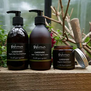 Крем для рук The Highland Soap Company Gardeners 120 мл цена на synthetic.ua - Фото 1 Крем для рук The Highland Soap Company Gardeners 120 мл synthetic.ua - Фото 1