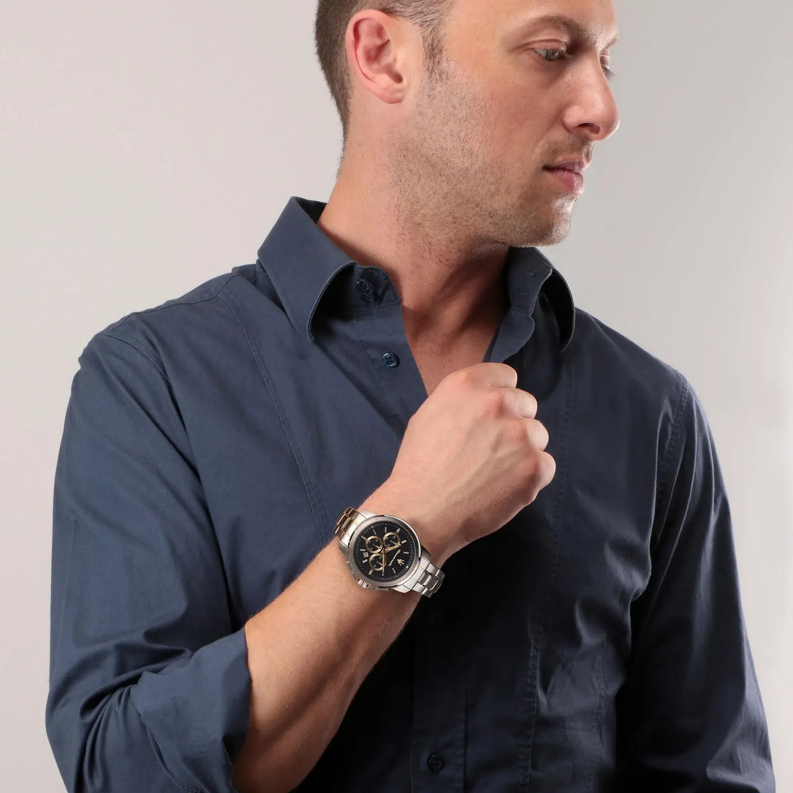 Мужские часы Maserati SUCCESSO Collection R8873621016, сталь PVD Gold, серебряный, спортивные и элегантные, фото №4 Мужские часы Maserati SUCCESSO Collection R8873621016, сталь PVD Gold, серебряный, спортивные и элегантные, фото №4