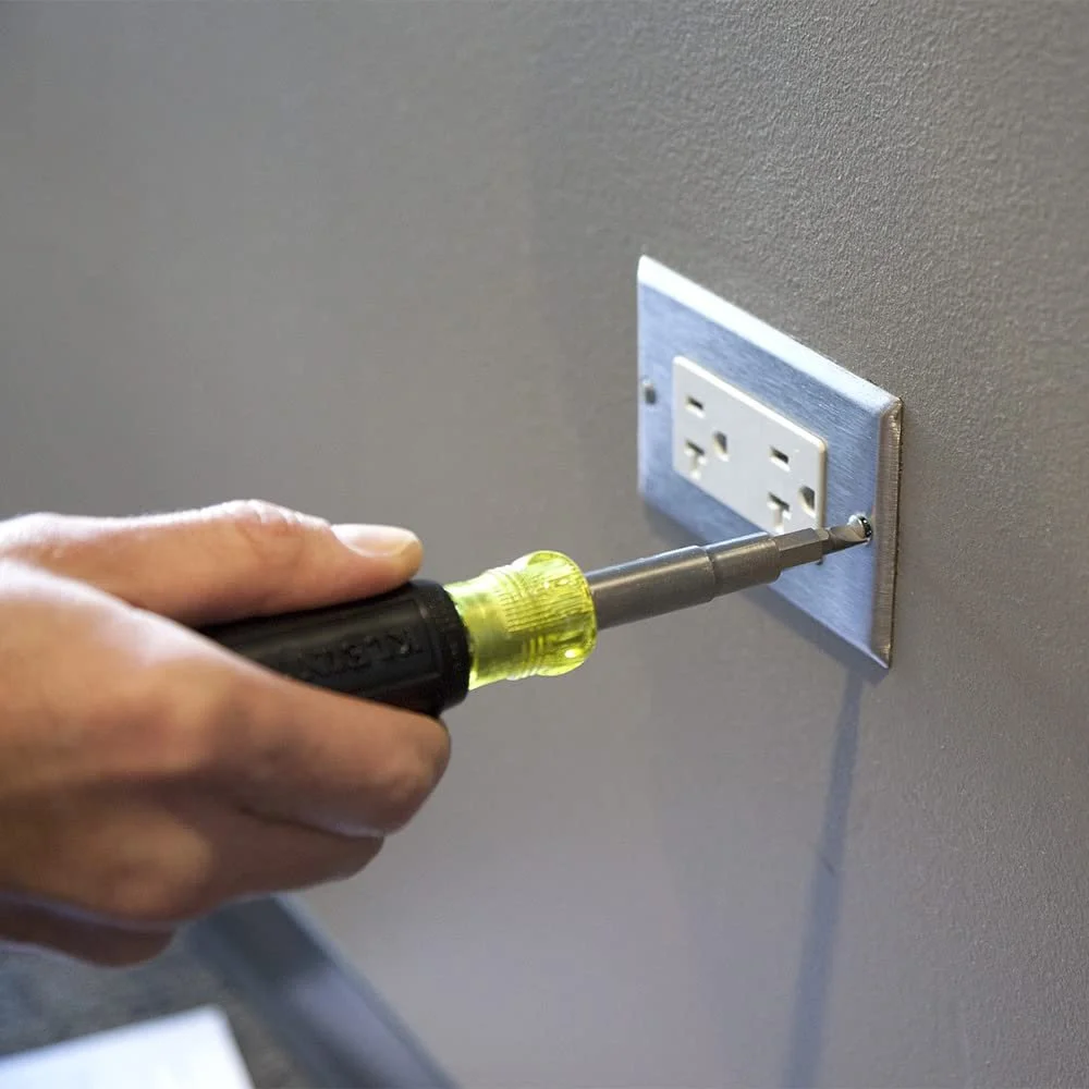 Викрутка та торцевий ключ KLEIN TOOLS 32500 11 в 1 Cushion Grip чорна, фото №6