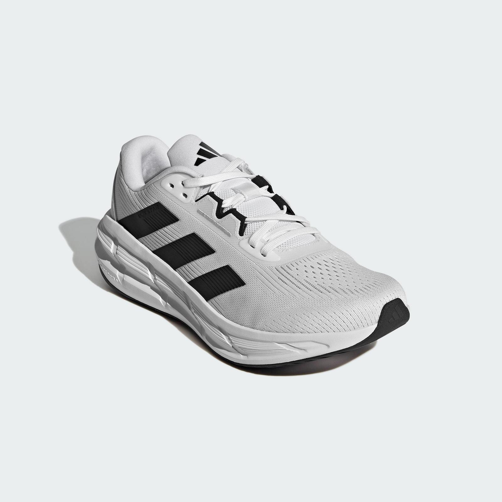 Чоловічі Кросівки для бігу Adidas Questar 3, фото №5