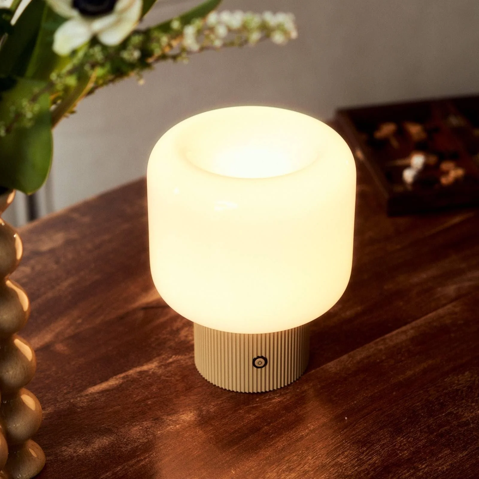 Настільна лампа Lucande LED акумуляторна портативна димована IP20 Пісочно-бежева, фото №3