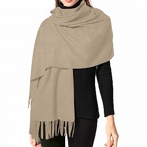 Женский шарф-пашмина FIANA FASHIONS однотонный с кистями - Фото 1