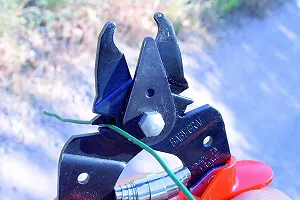 Клещи для ограждения Edma EDM0412 для хомутов synthetic.ua - Фото 1