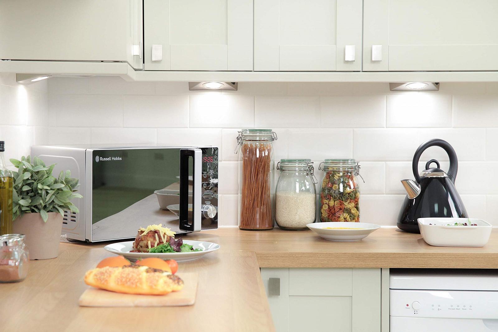 Микроволновая печь Russell Hobbs RHM2076S 800 Вт 20 л Серебристая, фото №3 Микроволновая печь Russell Hobbs RHM2076S 800 Вт 20 л Серебристая, фото №3