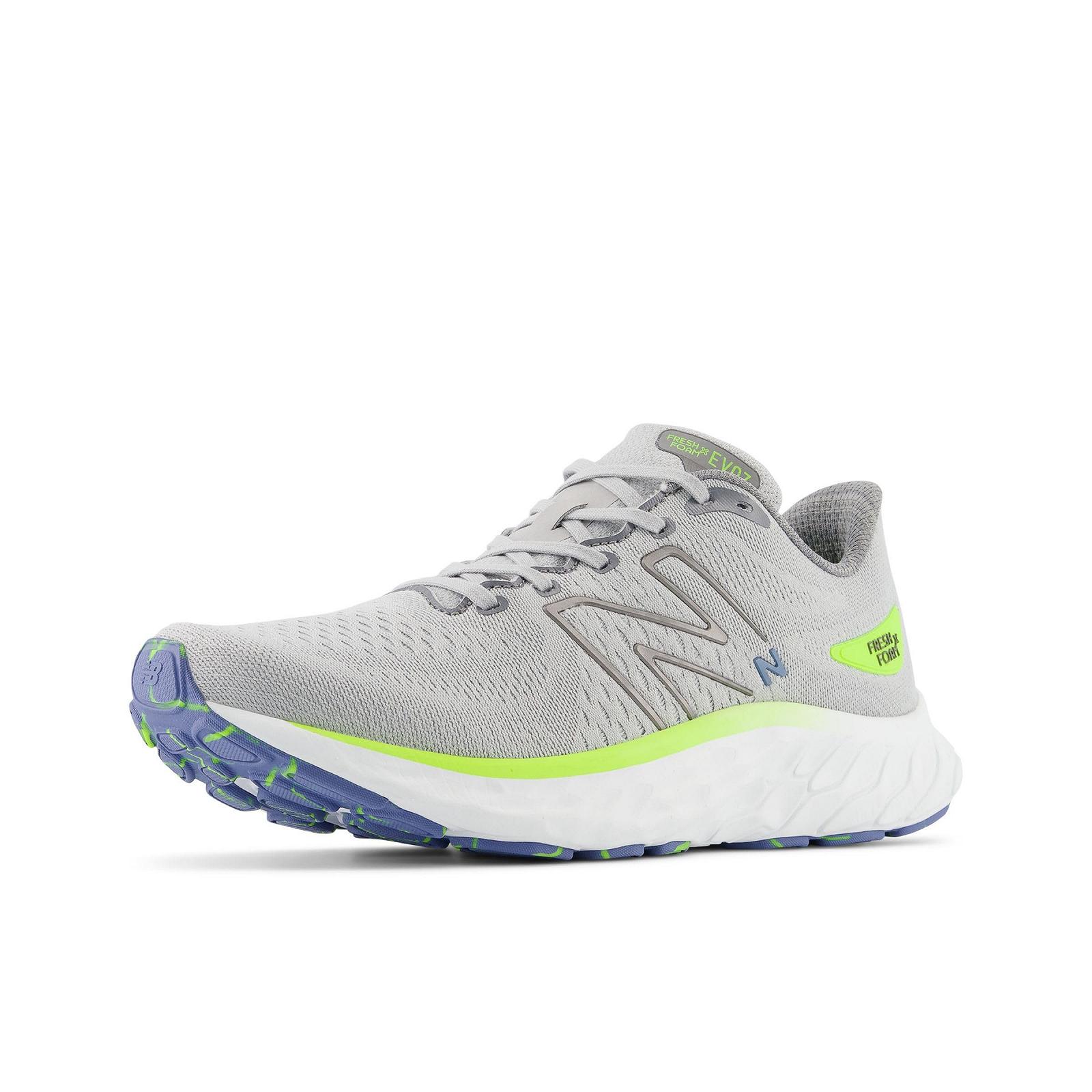 Чоловічі кросівки для бігу New Balance Evoz, фото №6