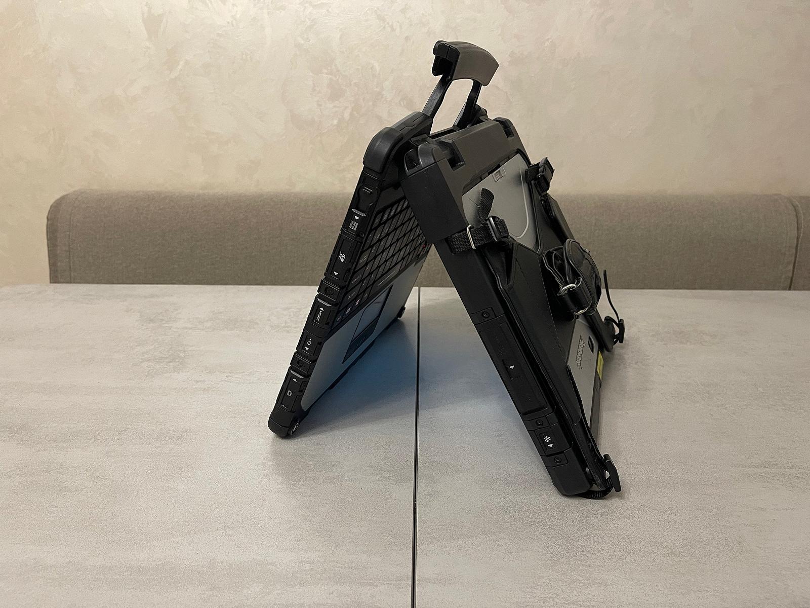 Захищений ноутбук-планшет Panasonic Toughbook CF-33, 12", i7-7600U, 16GB, 256GB, 4G LTE, фото №5 Захищений ноутбук-планшет Panasonic Toughbook CF-33, 12", i7-7600U, 16GB, 256GB, 4G LTE, фото №5