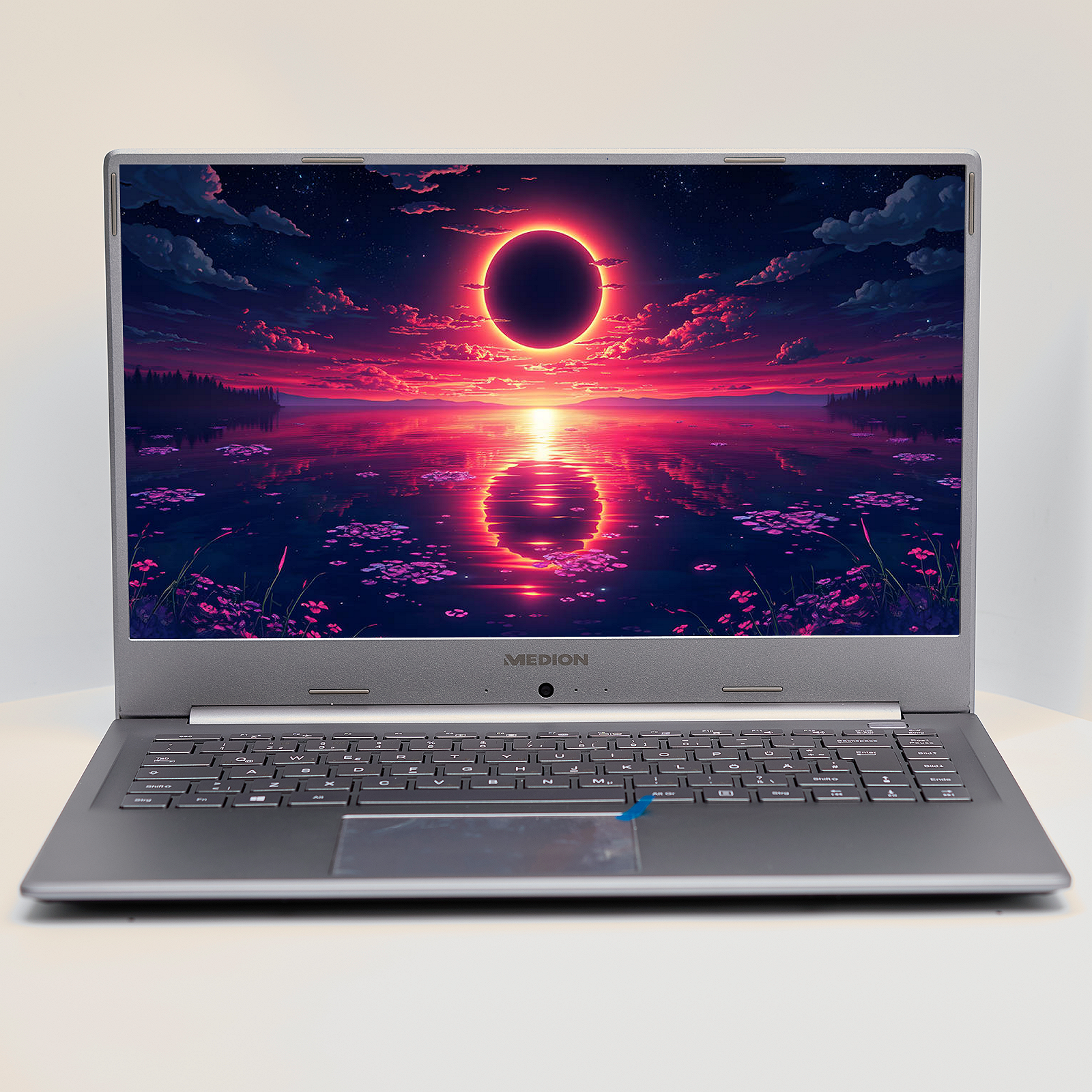 Ноутбук 15.6'' Medion (Lenovo Group) Akoya P15646 | Intel Core i5-8265U | IPS (1920x1080) FullHD | RAM 8 ГБ | SSD 512 ГБ | Nvidia GeForce MX250 | Intel UHD Graphics 620 | Металевий корпус | Win11 (4987), фото №1