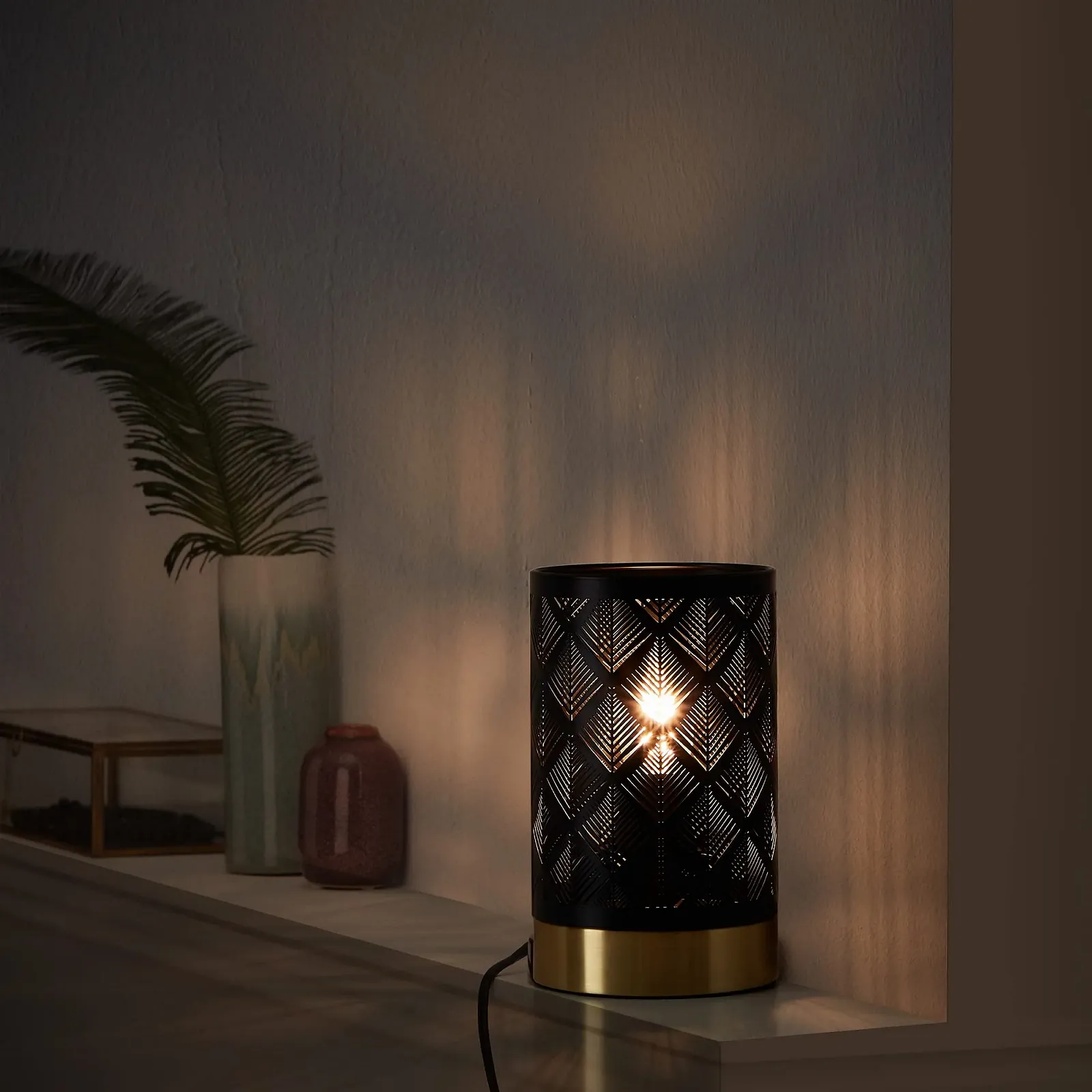 Настільна лампа INSPIRE 1 x E14 макс. 40 Ват, висота 19 см, металева, чорна, фото №6