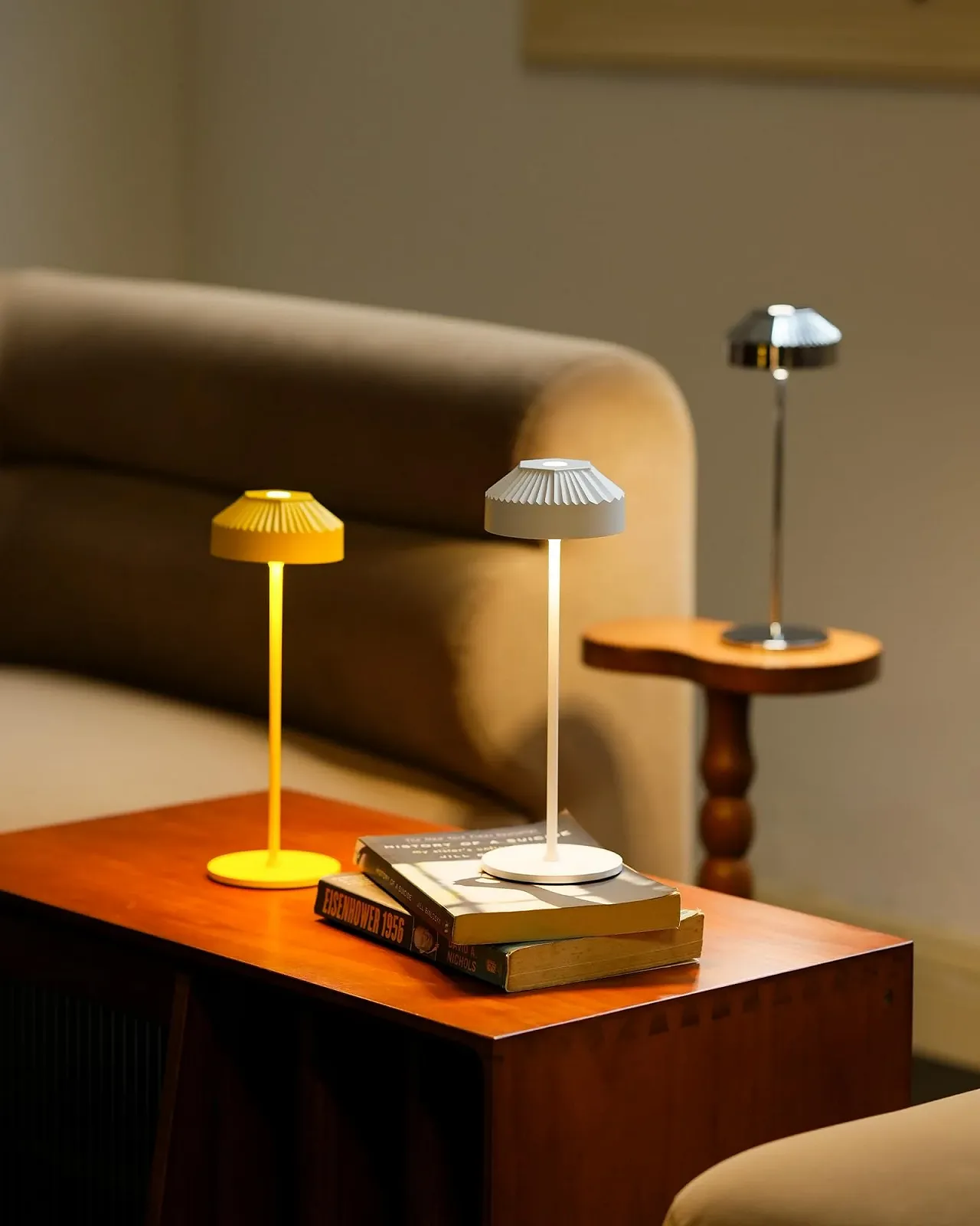 Настільна лампа LuminexDesigns Акумуляторна сенсорна регульована яскравість Жовтий, фото №7