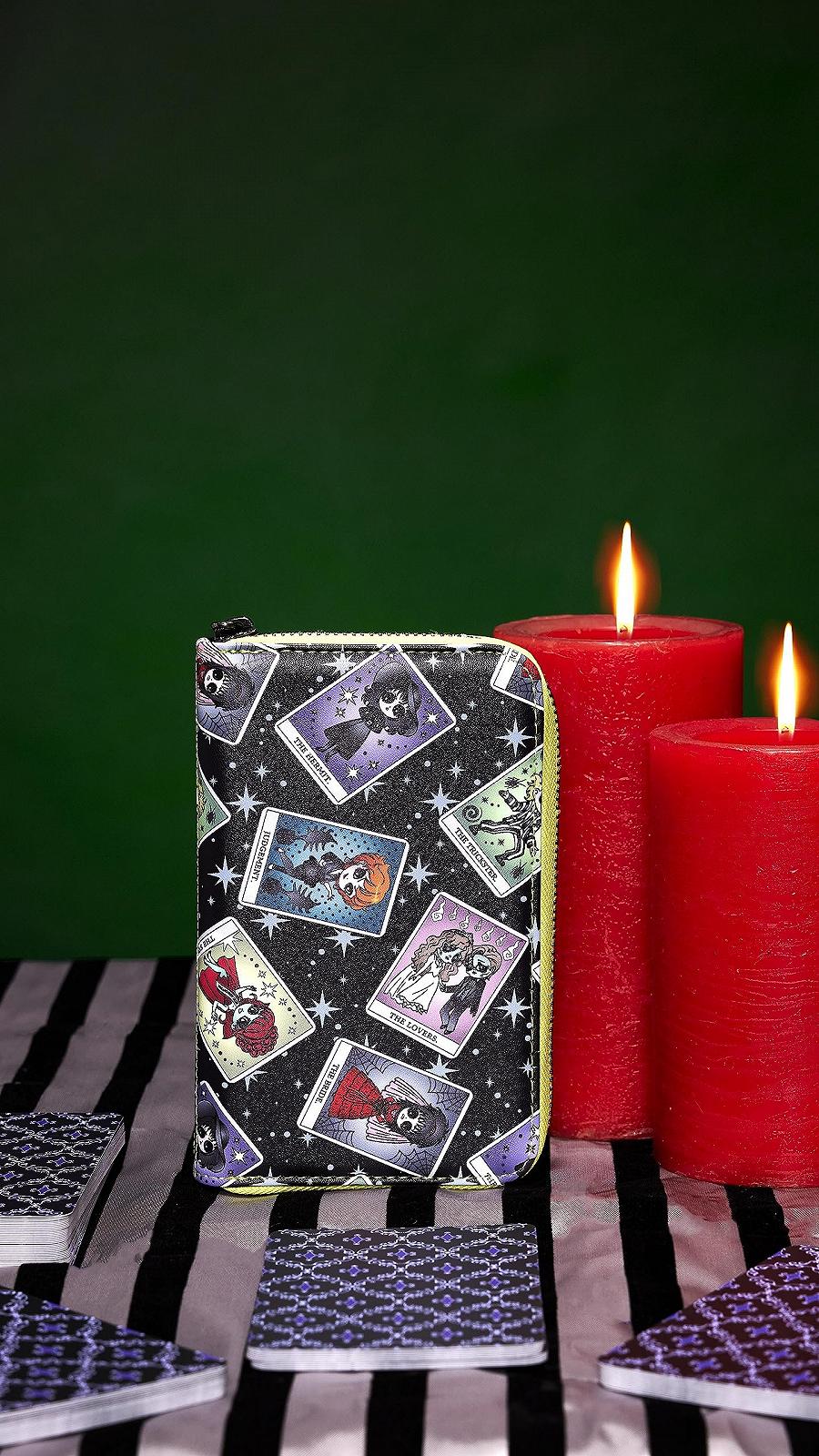 Гаманець Loungefly Warner Brothers Beetlejuice Tarot Card Amazon Exklusiv, фото №4