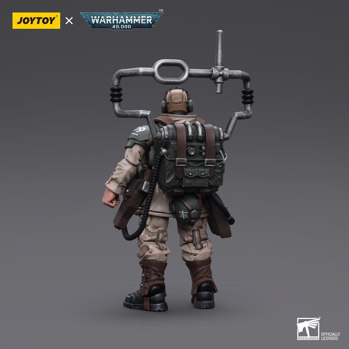 Фигурка Joytoy Warhammer 40K 1/18 Astra Militarum Cadian Command Squad Veteran with Master Vox, фото №3