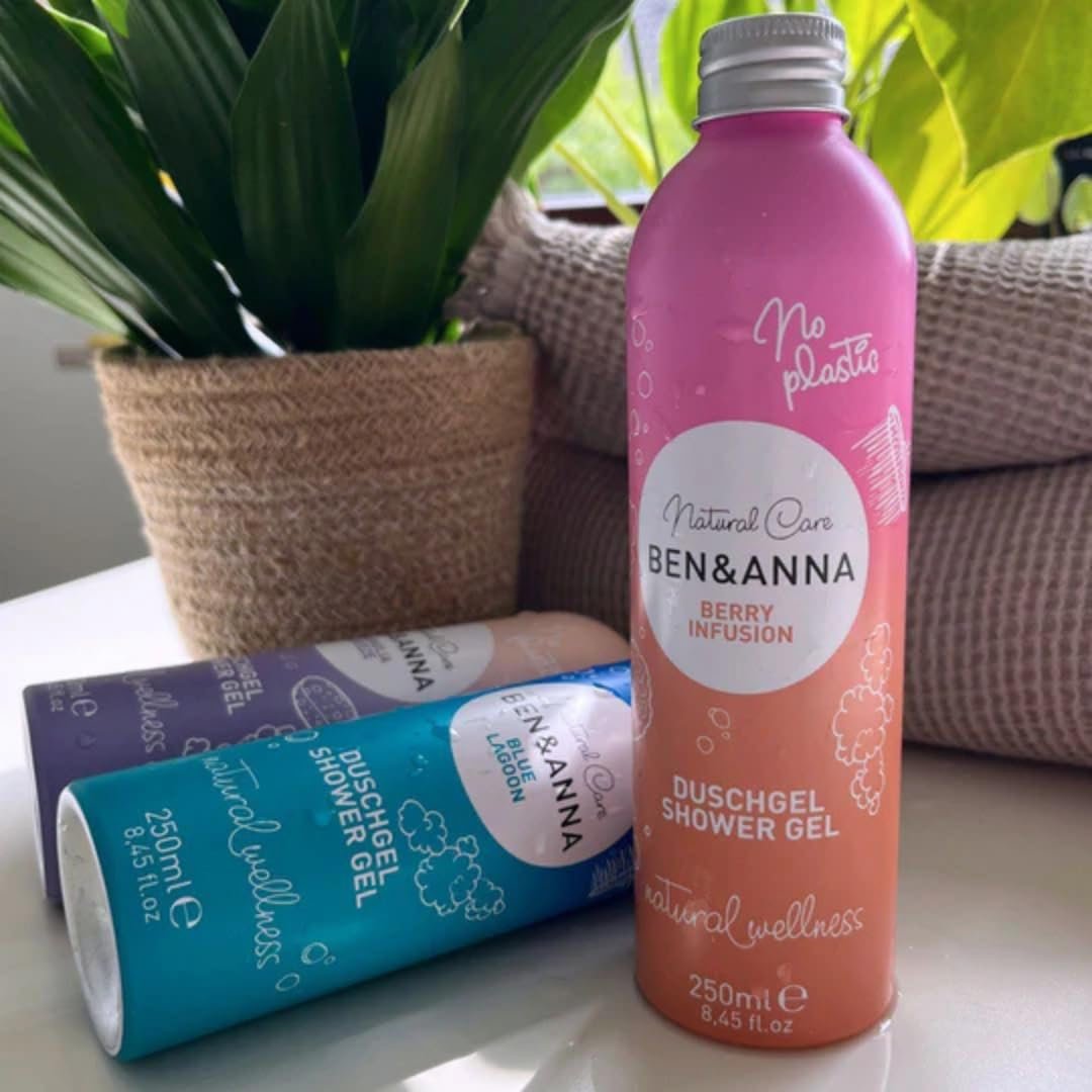 Гель для душа Ben & Anna Berry Натуральная косметика веганский в алюминиевой банке 1 шт., фото №4 Гель для душа Ben & Anna Berry Натуральная косметика веганский в алюминиевой банке 1 шт., фото №4