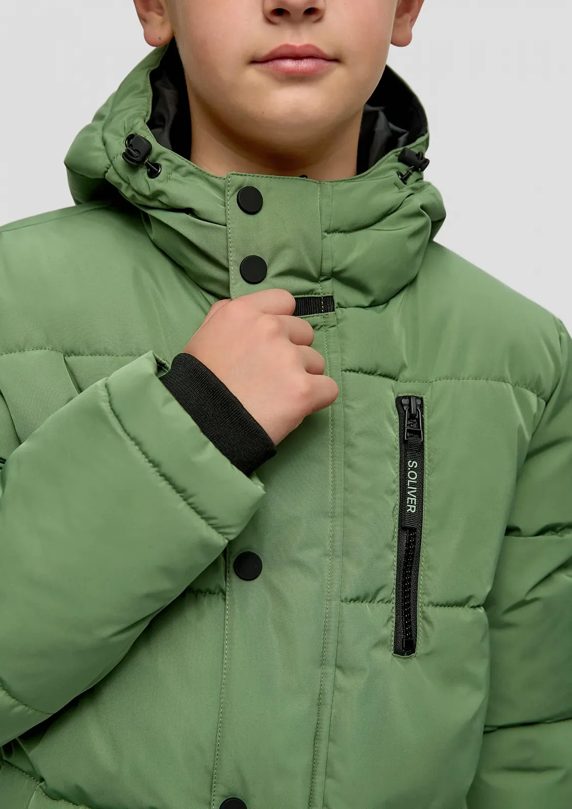 Куртка стеганая s.Oliver для мальчиков с регулируемым подолом, фото №2 Куртка стеганая s.Oliver для мальчиков с регулируемым подолом, фото №2