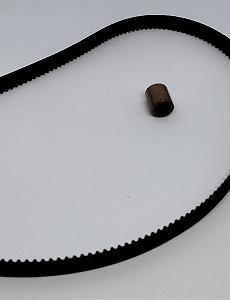 Ремінь та втулка приводу хлібопічки Clatronic BBA2605 ціна на synthetic.ua - Фото 1 Ремінь та втулка приводу хлібопічки Clatronic BBA2605 synthetic.ua - Фото 1