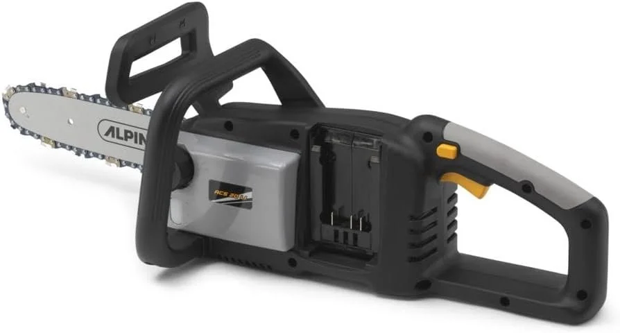 Аккумуляторная цепная пила Alpina ACS 20 Li Kit / 700W / Бесщеточная / 25 см шина / 20V / 4 Ah / Черный, фото №3 Аккумуляторная цепная пила Alpina ACS 20 Li Kit / 700W / Бесщеточная / 25 см шина / 20V / 4 Ah / Черный, фото №3