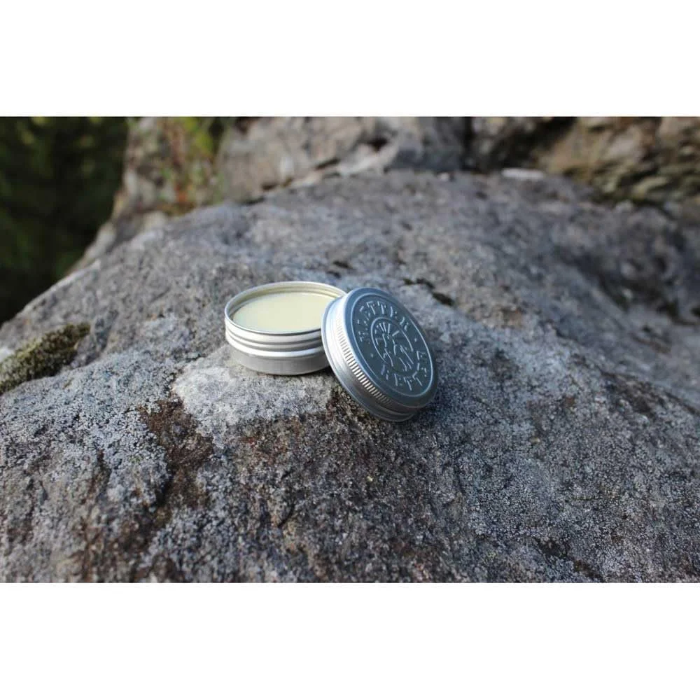 Бальзам для рук Skin Disc 18 г в жестяной банке - Веганский бальзам для рук - 100% натуральные ингредиенты - Ускоряет регенерацию кожи - Уход за кожей после скалолазания и боулдеринга, фото №3