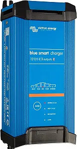 Інтелектуальний зарядний пристрій Victron Energy Blue Smart IP22 / IP22 / 12/15 / Bluetooth - Фото 1