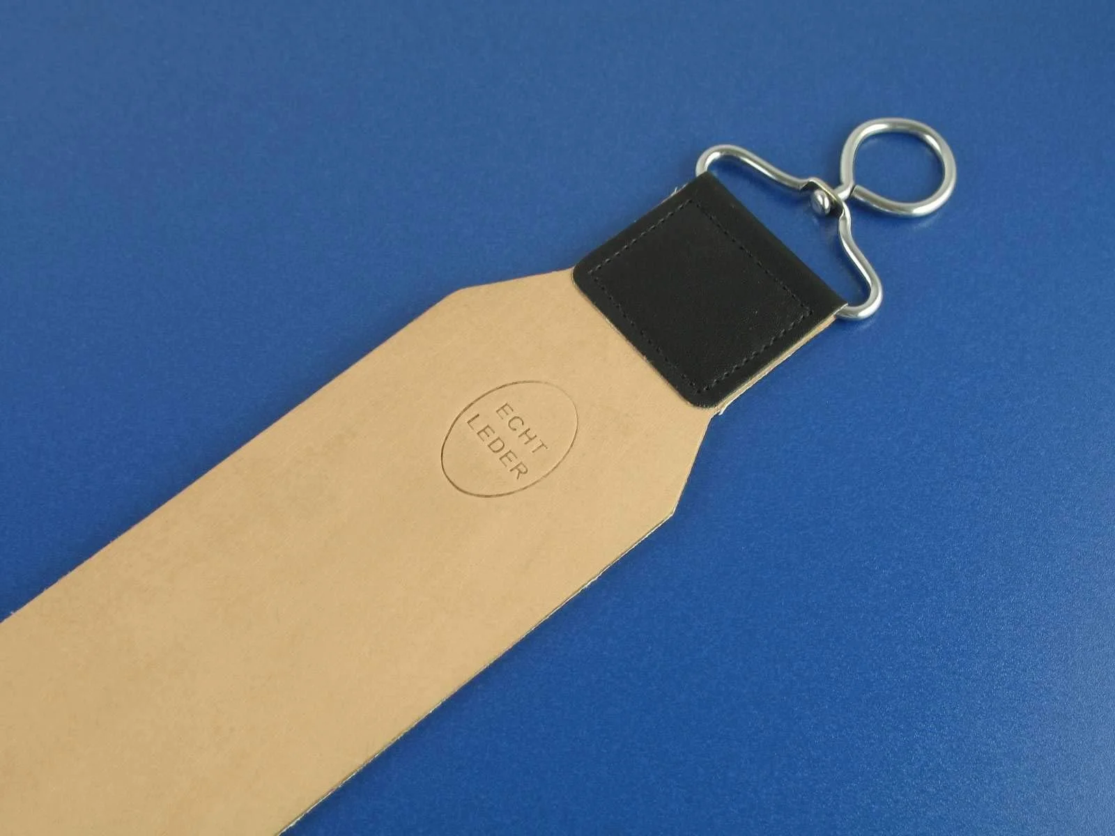 Набір для гоління Beginner's Razor Set Professional Strop Gold Etching Wooden Handle, фото №5 Набір для гоління Beginner's Razor Set Professional Strop Gold Etching Wooden Handle, фото №5
