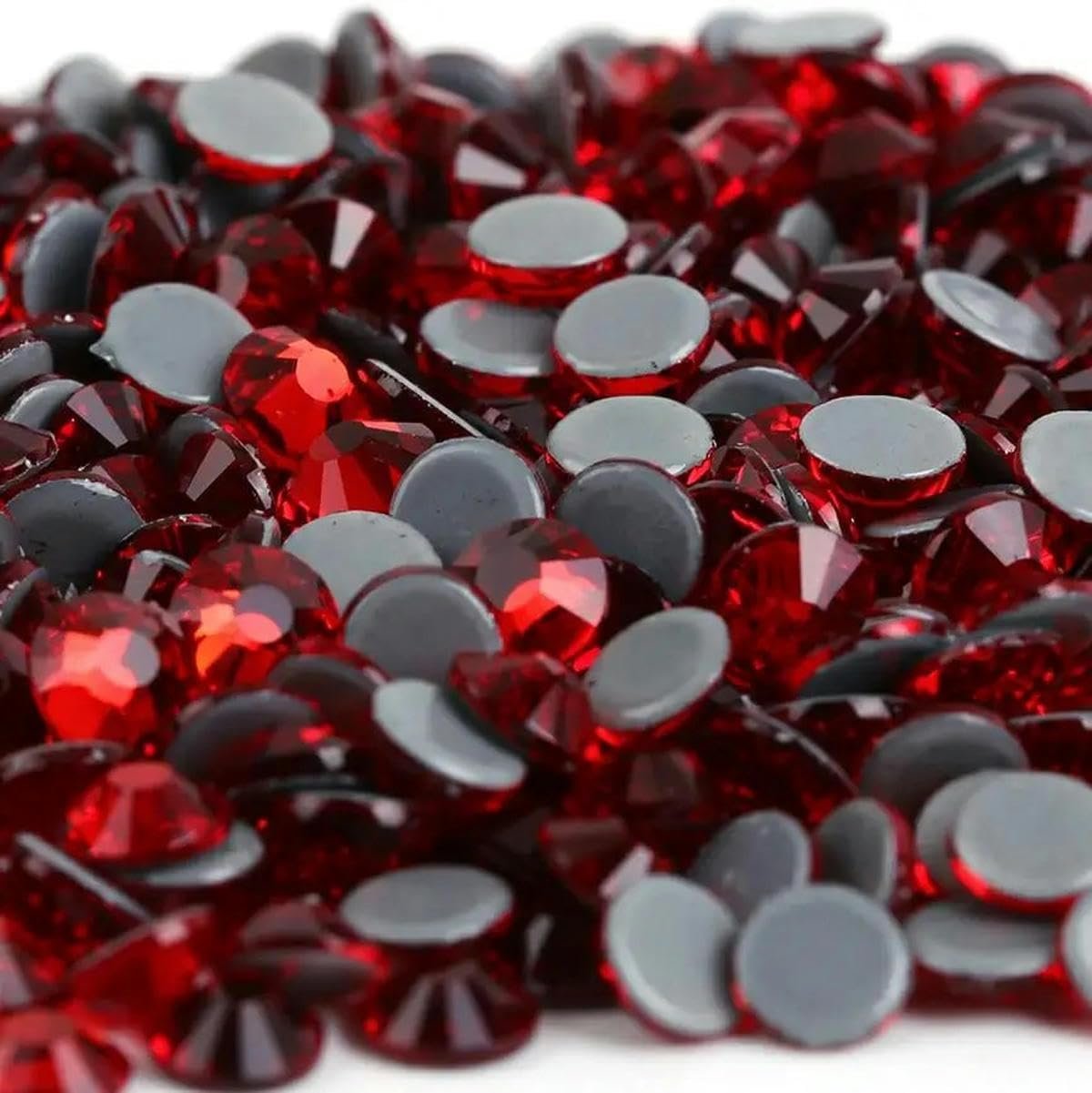Стрази S 6 S 30 40 кольорів кристалічні, камені для тканини S 6 1440 штук, фото №1 Стрази S 6 S 30 40 кольорів кристалічні, камені для тканини S 6 1440 штук, фото №1
