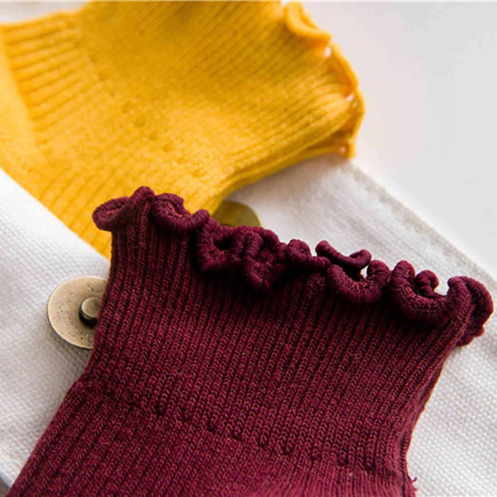 Носки в вертикальную полоску (унисекс) Хлопковые носки-лодочки с окантовкой. Носки с надписями дней недели. Размер 39-42 35-38 39 Белые теннисные носки Черные спортивные носки 43-46 Белые Черные, фото №3